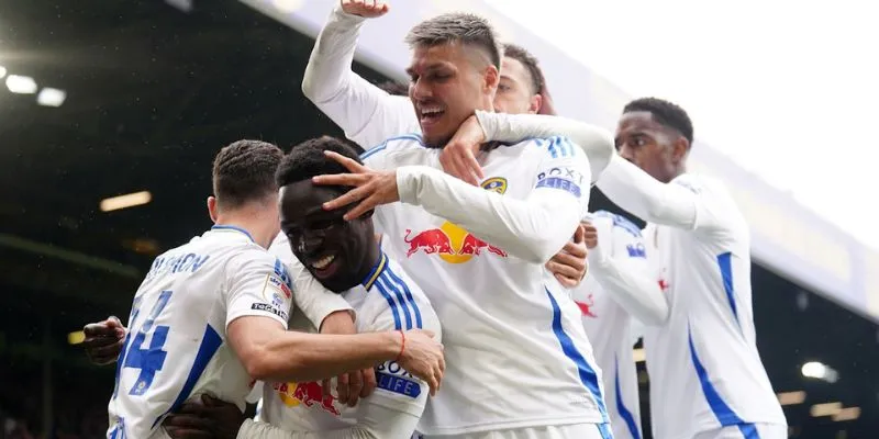 Leeds đang trải qua những ngày tháng vô cùng khó khăn